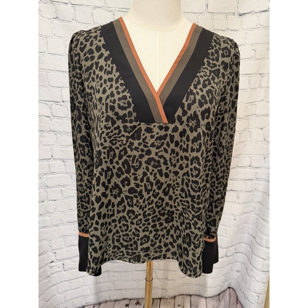 Express Top Olive Green Animal Leopard Print V-Neck Long Sleeve Size Small